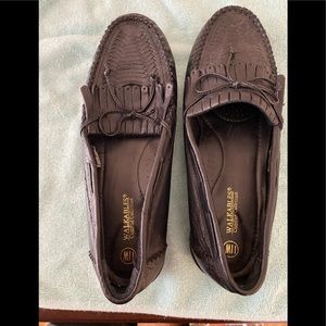 Walkables comfort collection women’s loafer black leather uppers. Size 11 wide